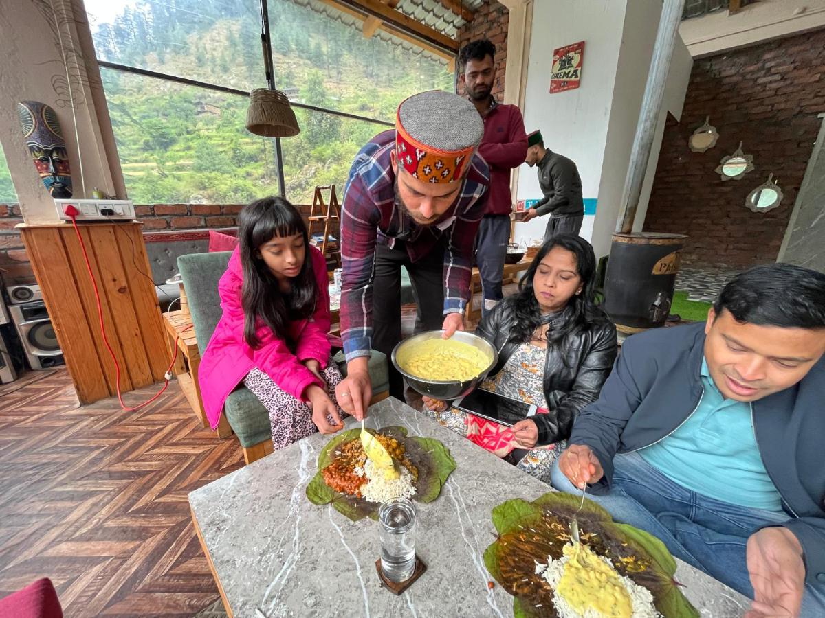 Jibhi Thepahadians Food & Stay מראה חיצוני תמונה