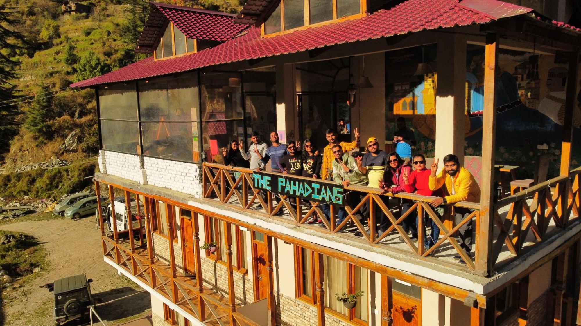 Jibhi Thepahadians Food & Stay מראה חיצוני תמונה