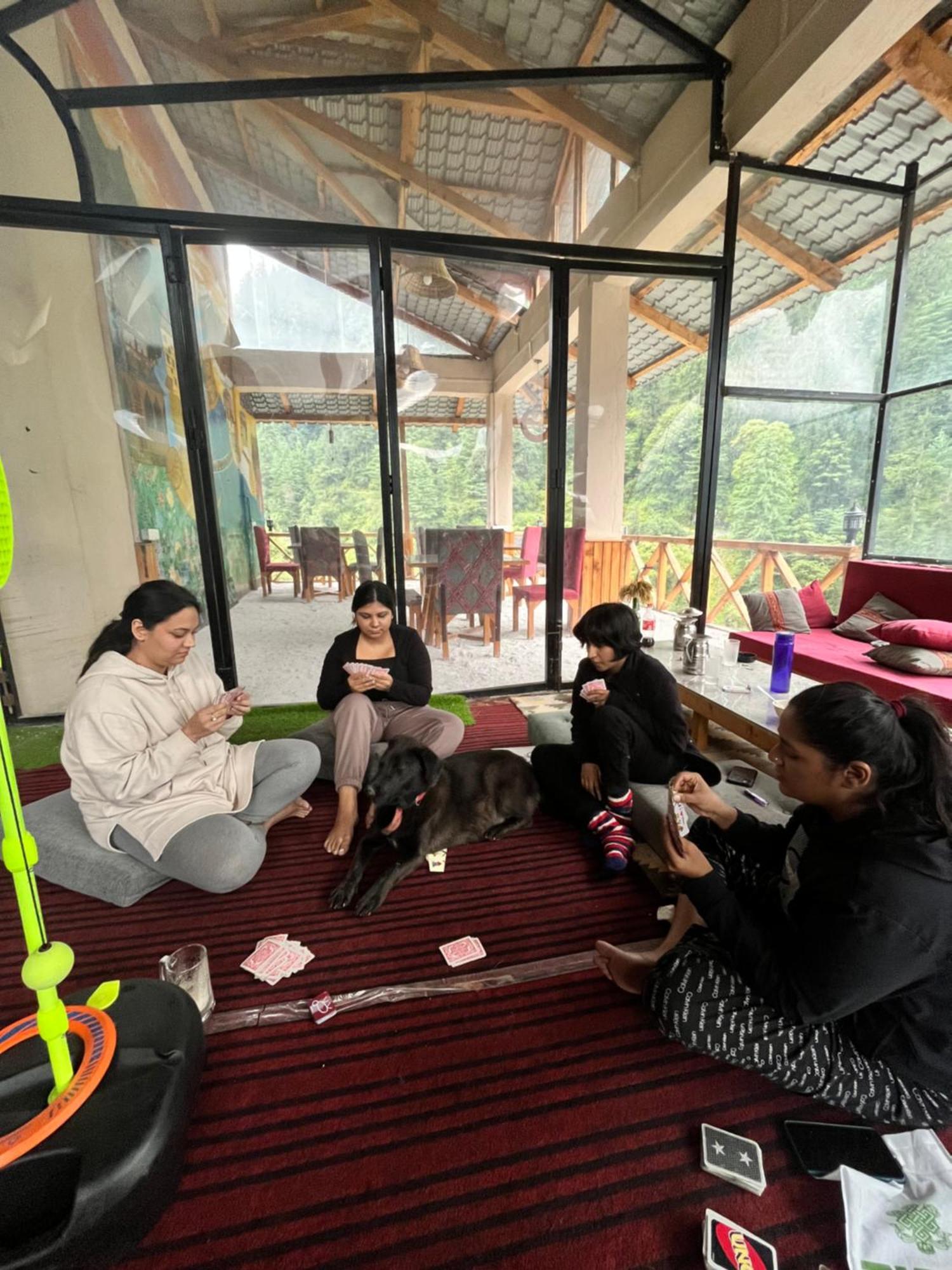 Jibhi Thepahadians Food & Stay מראה חיצוני תמונה